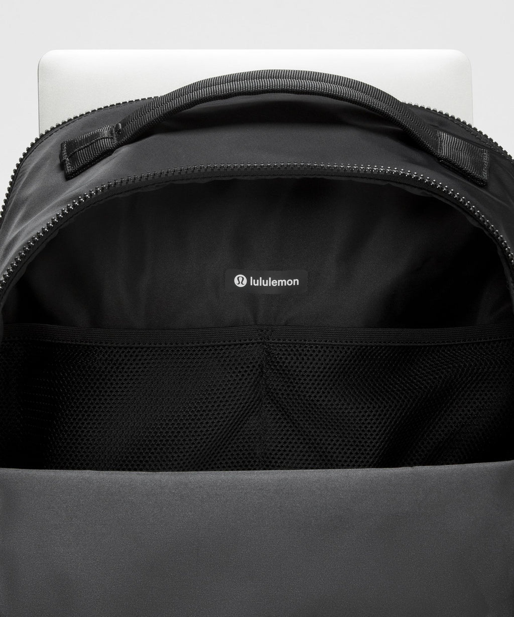 New Crew Backpack Large 30L