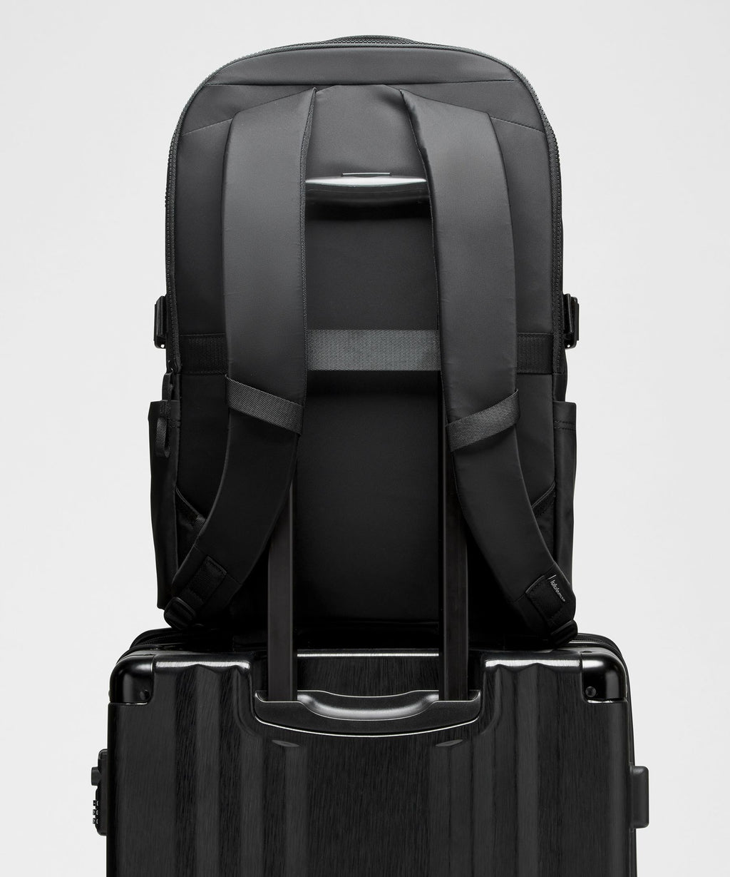 New Crew Backpack Large 30L