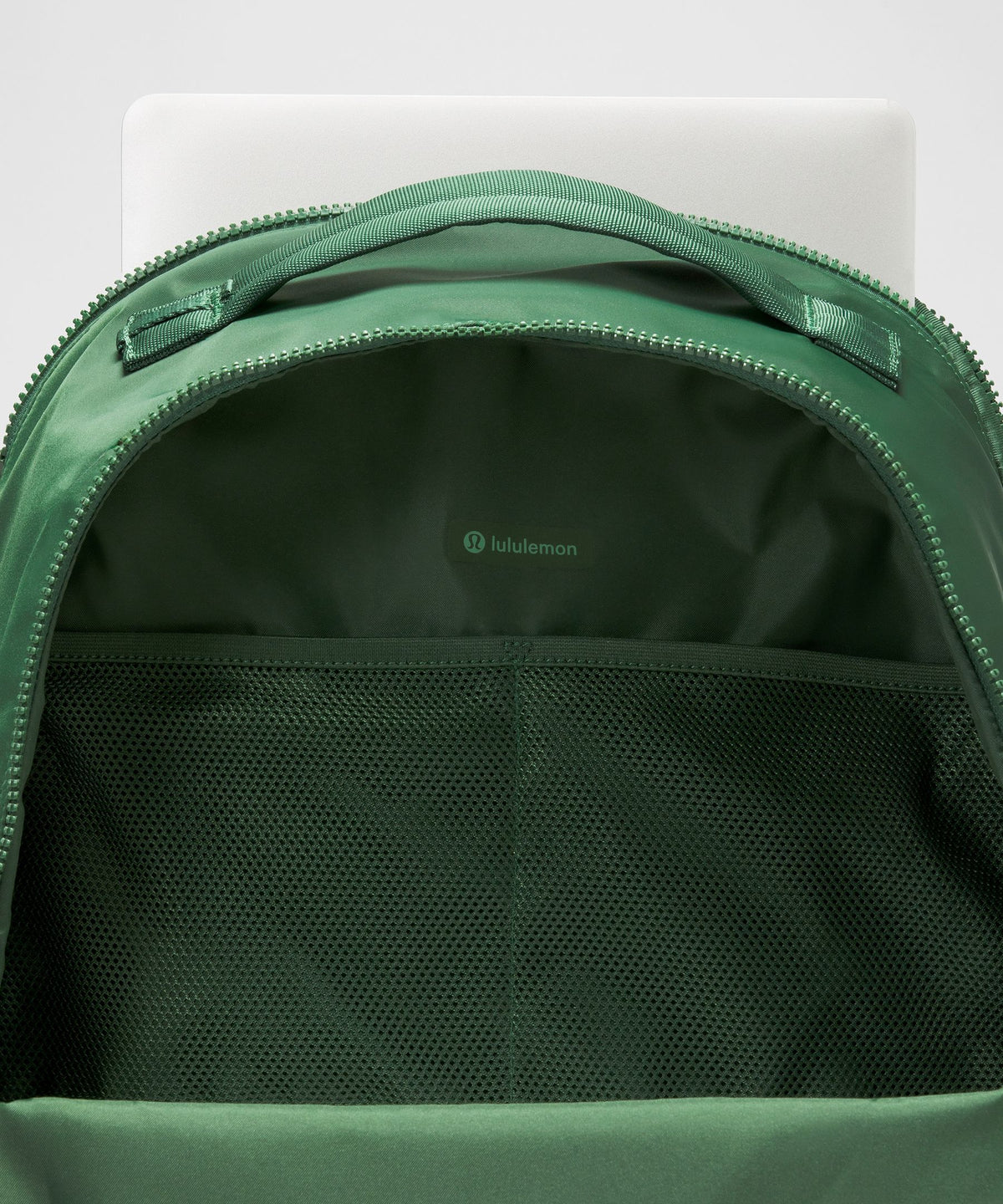 New Crew Backpack Large 30L