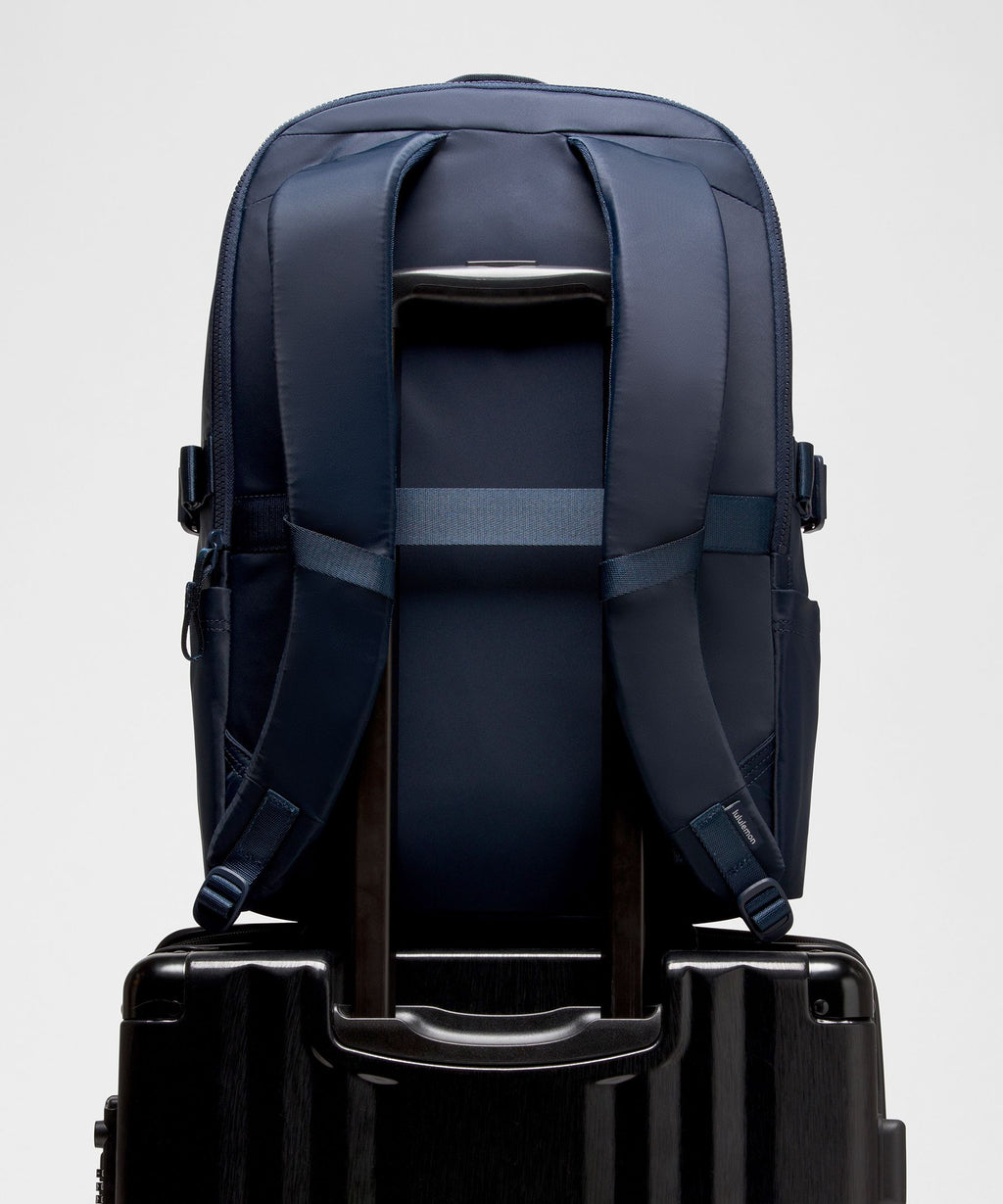 New Crew Backpack Large 30L