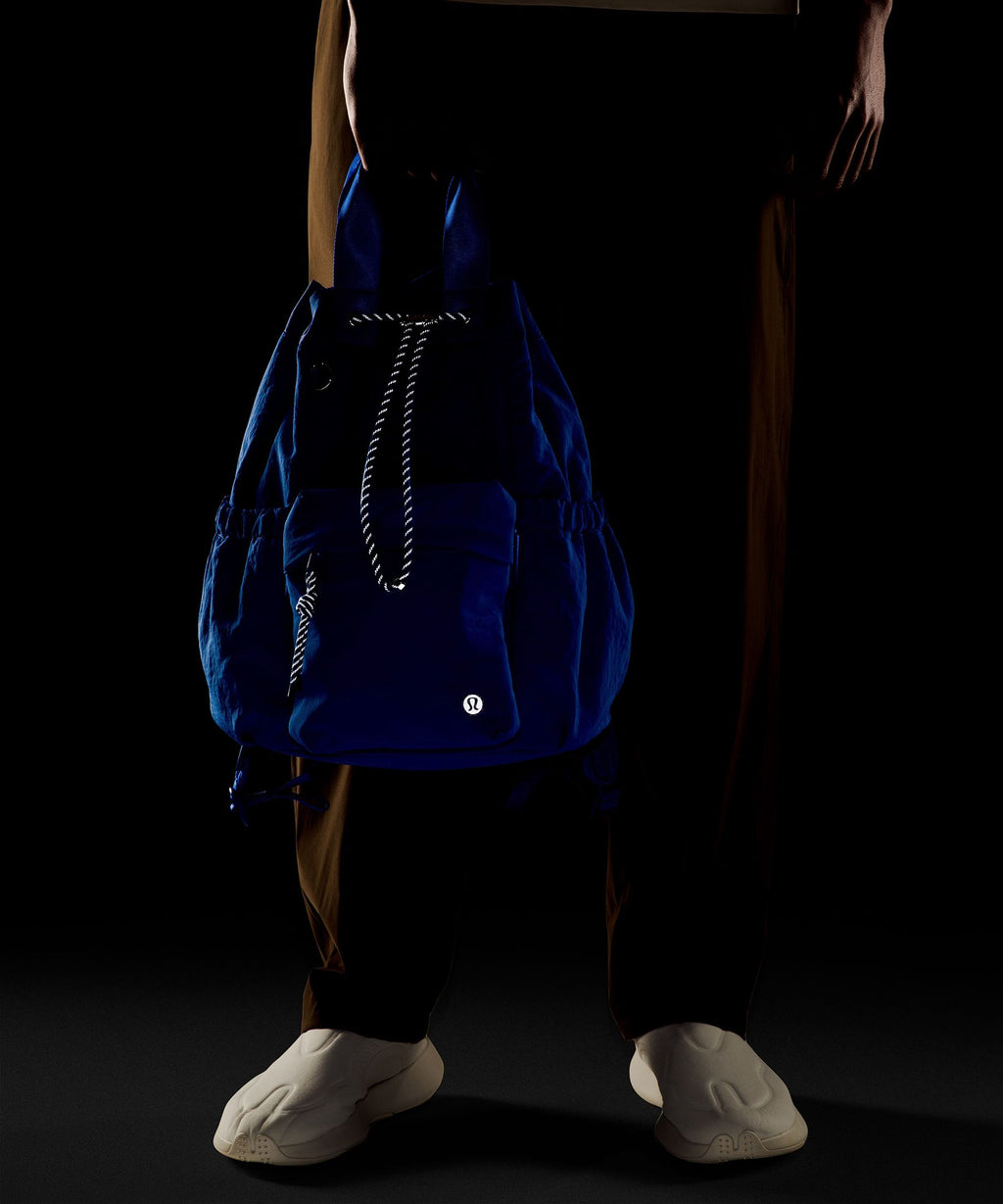 2-in-1 Drawstring Bucket Bag