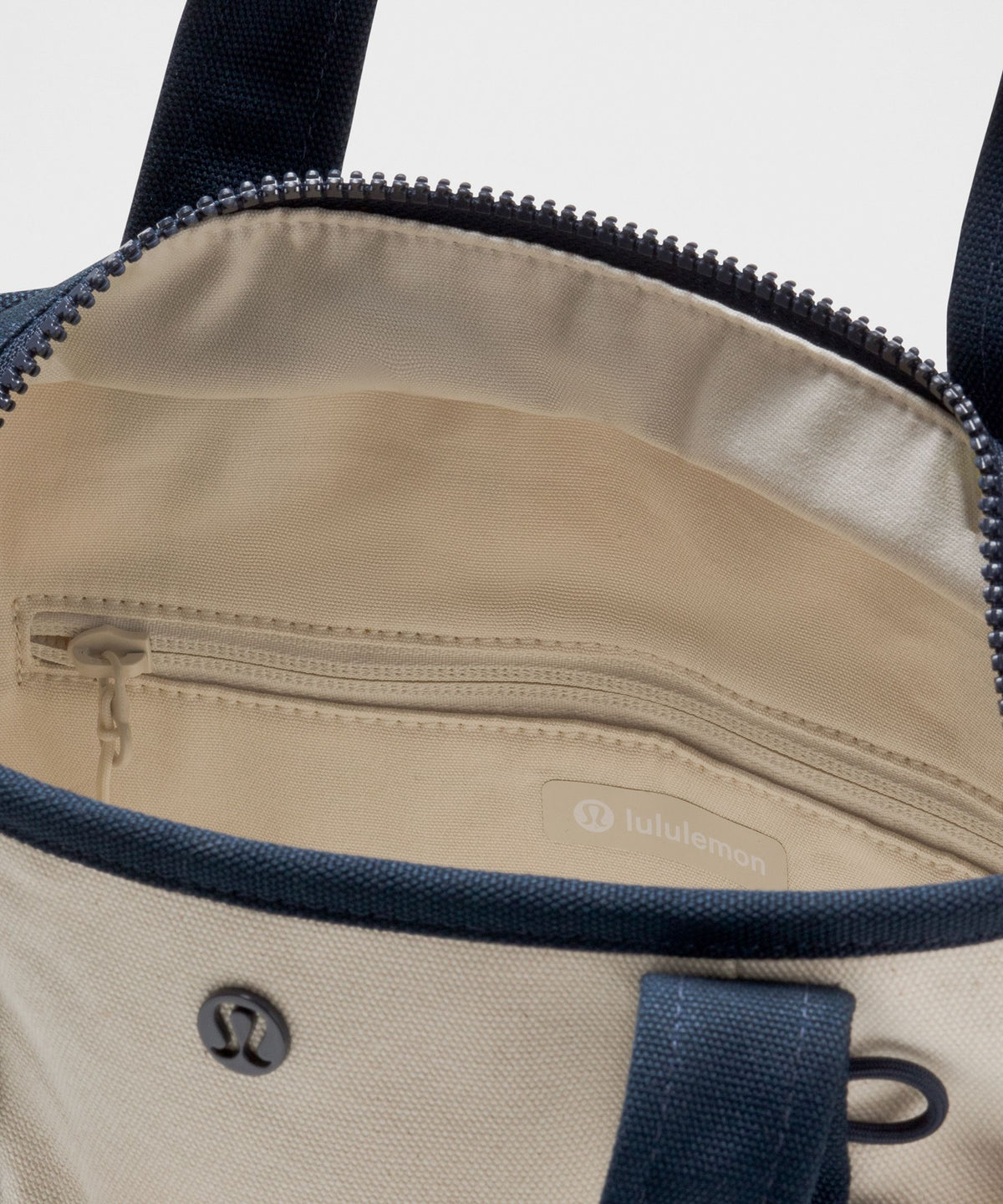 Daily Multi-Pocket Small Zip-Top Tote Bag 5L