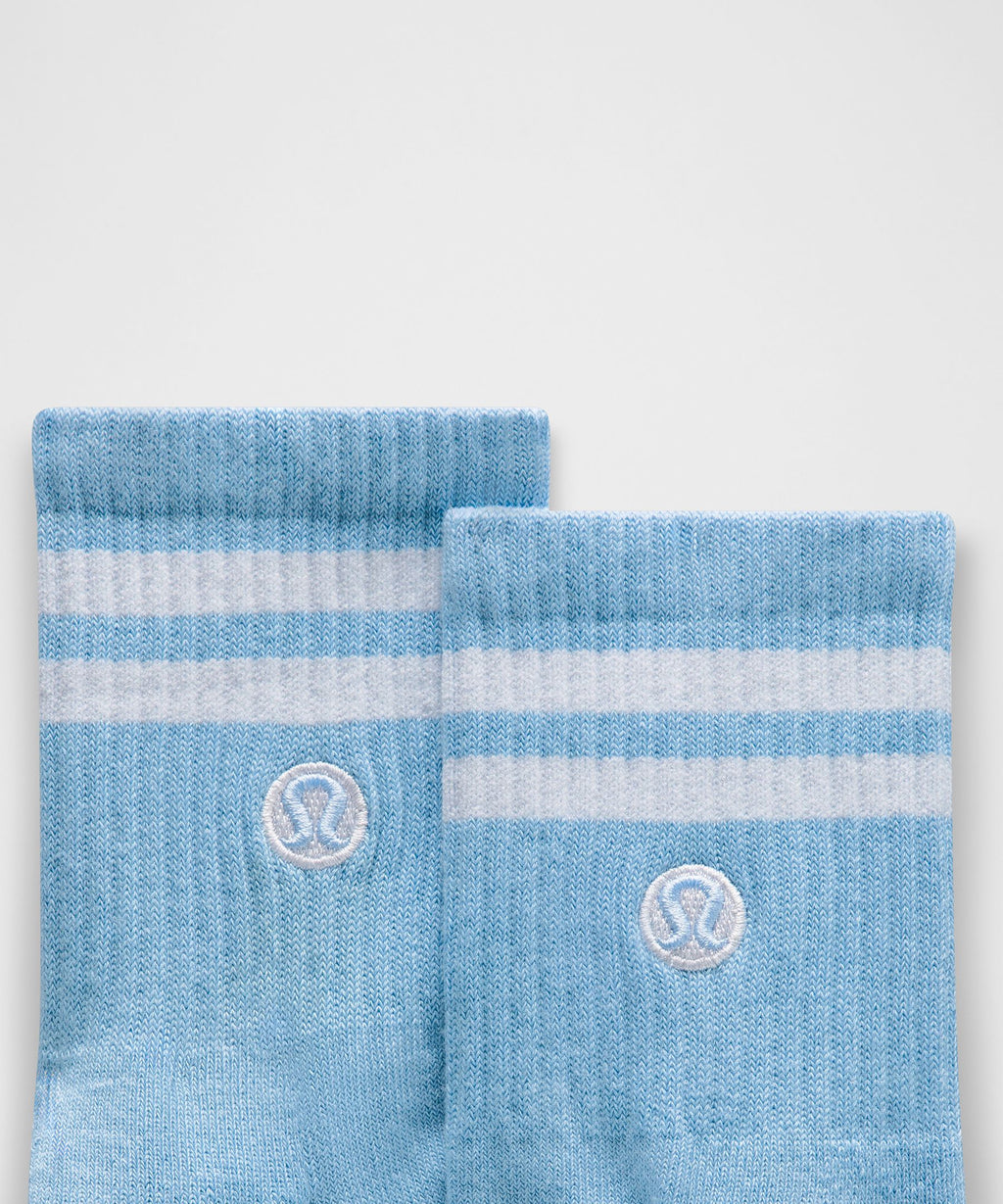 Unisex Daily Essential Quarter SocksStripe