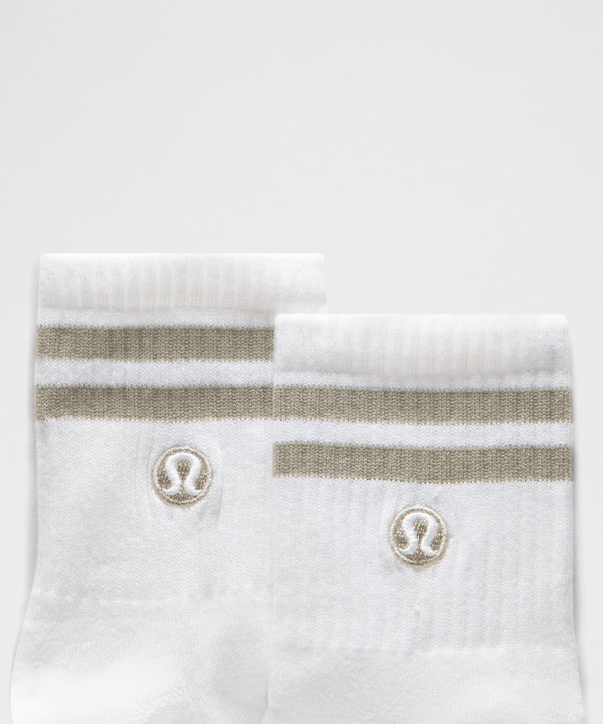 Unisex Daily Essential Quarter SocksStripe