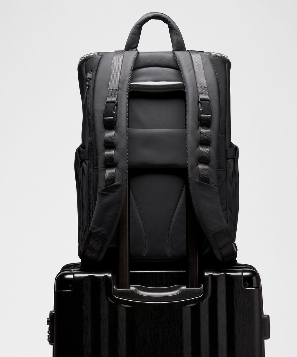 New Parent Backpack 22L