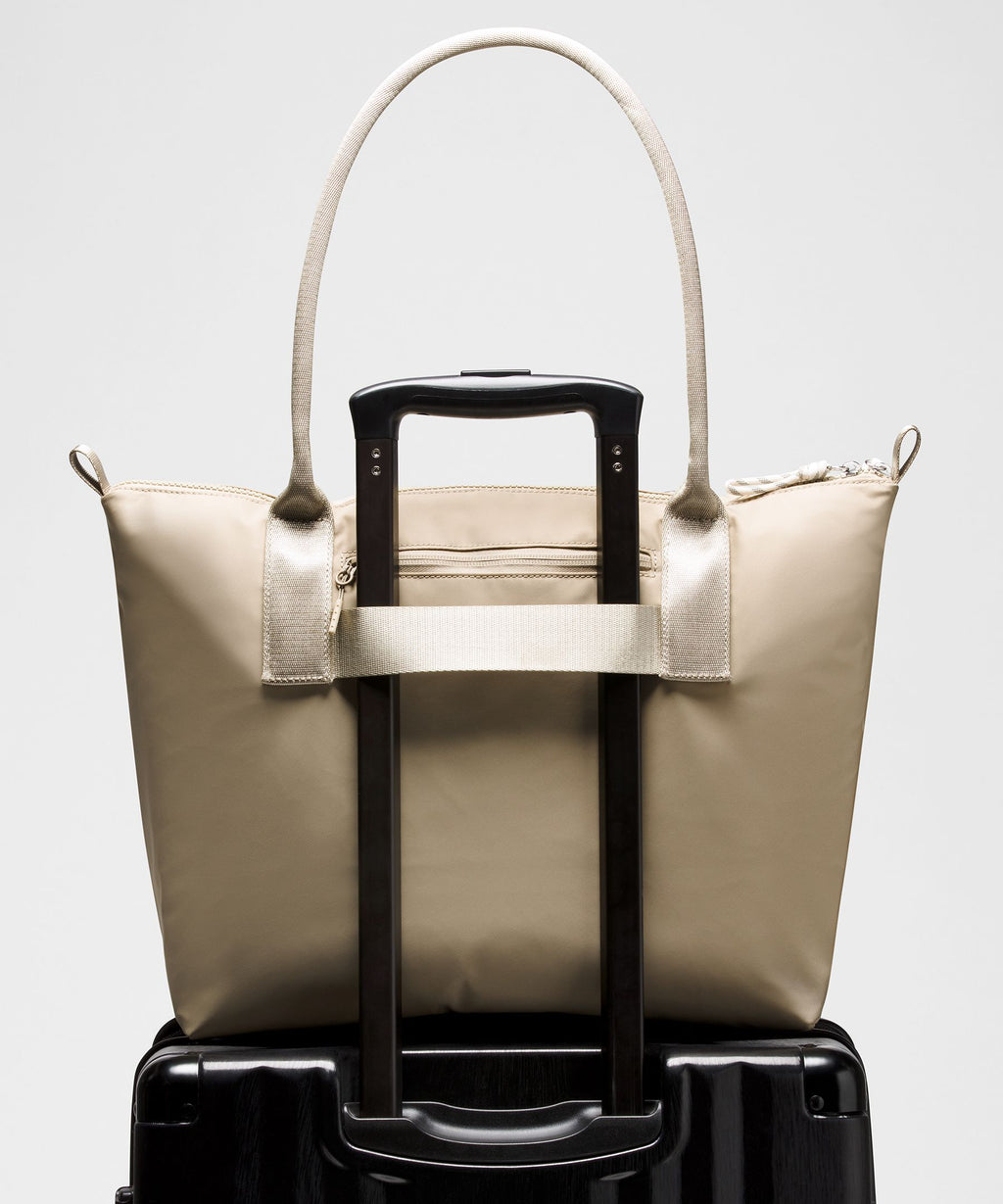 Modular Tote with Pouches