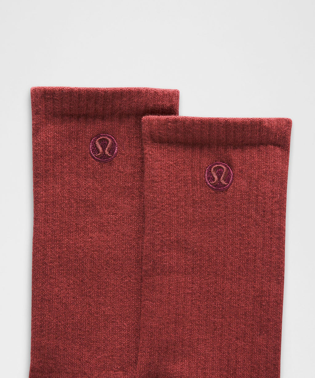 Unisex Daily Essential Crew Socks