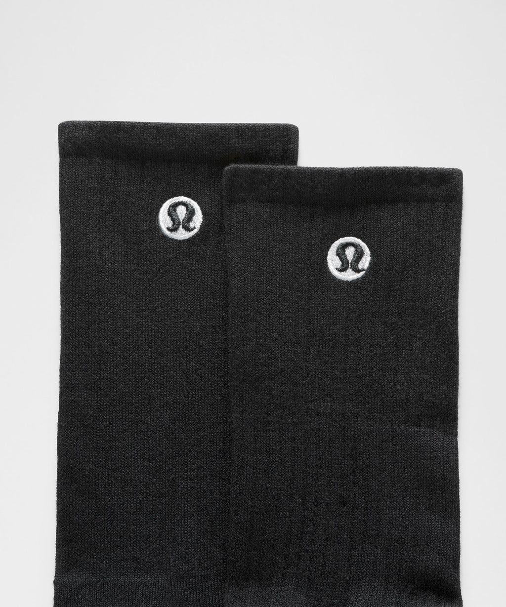 Unisex Daily Essential Crew Socks6 Pack