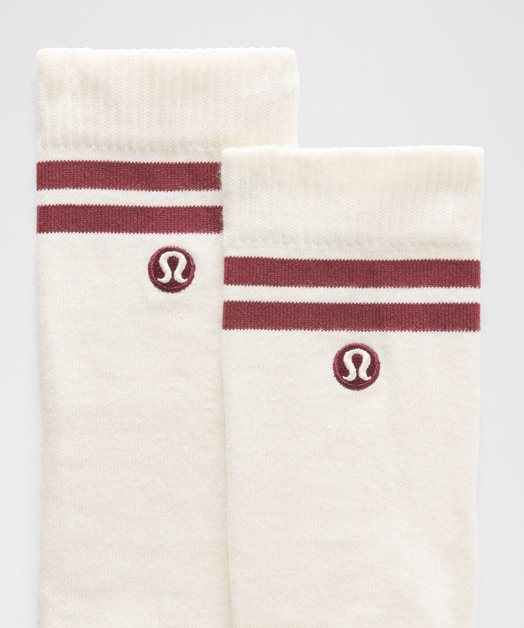 Unisex Daily Essential Knee-High SocksStripe