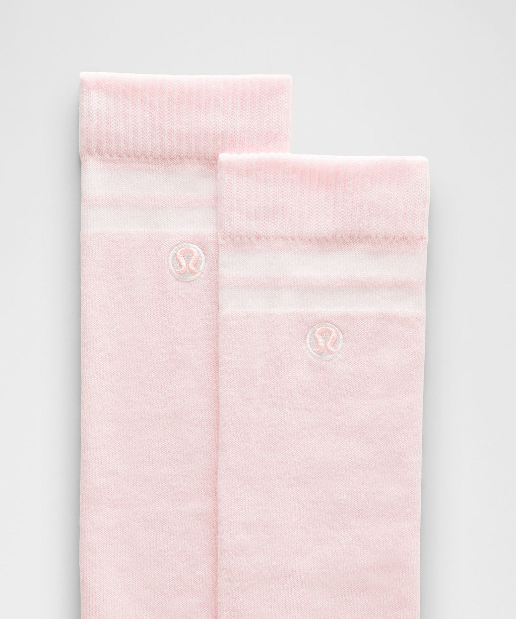 Unisex Daily Essential Knee-High SocksStripe