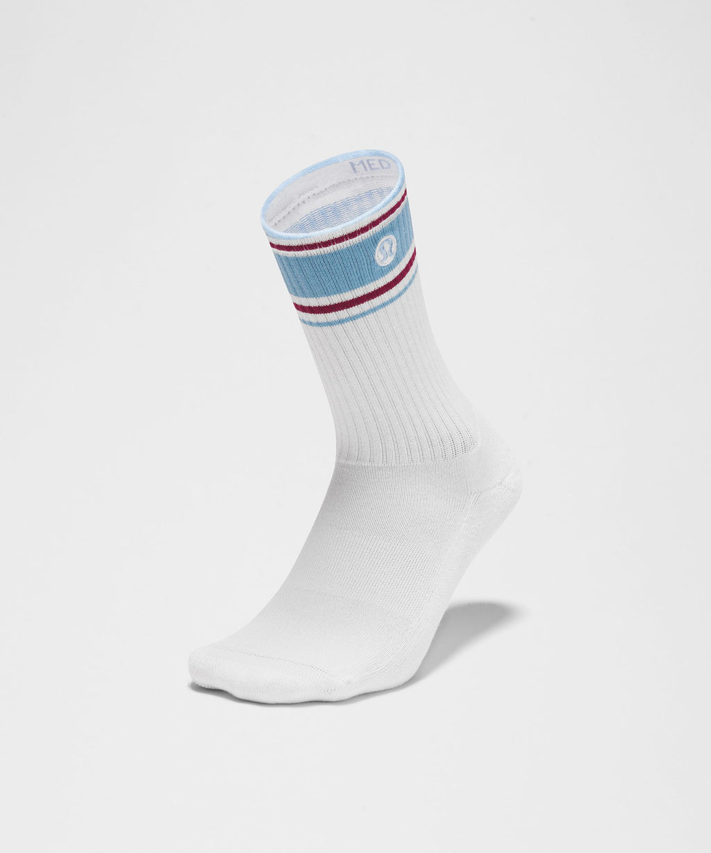 Unisex Daily Essential Crew SocksRetro Stripe