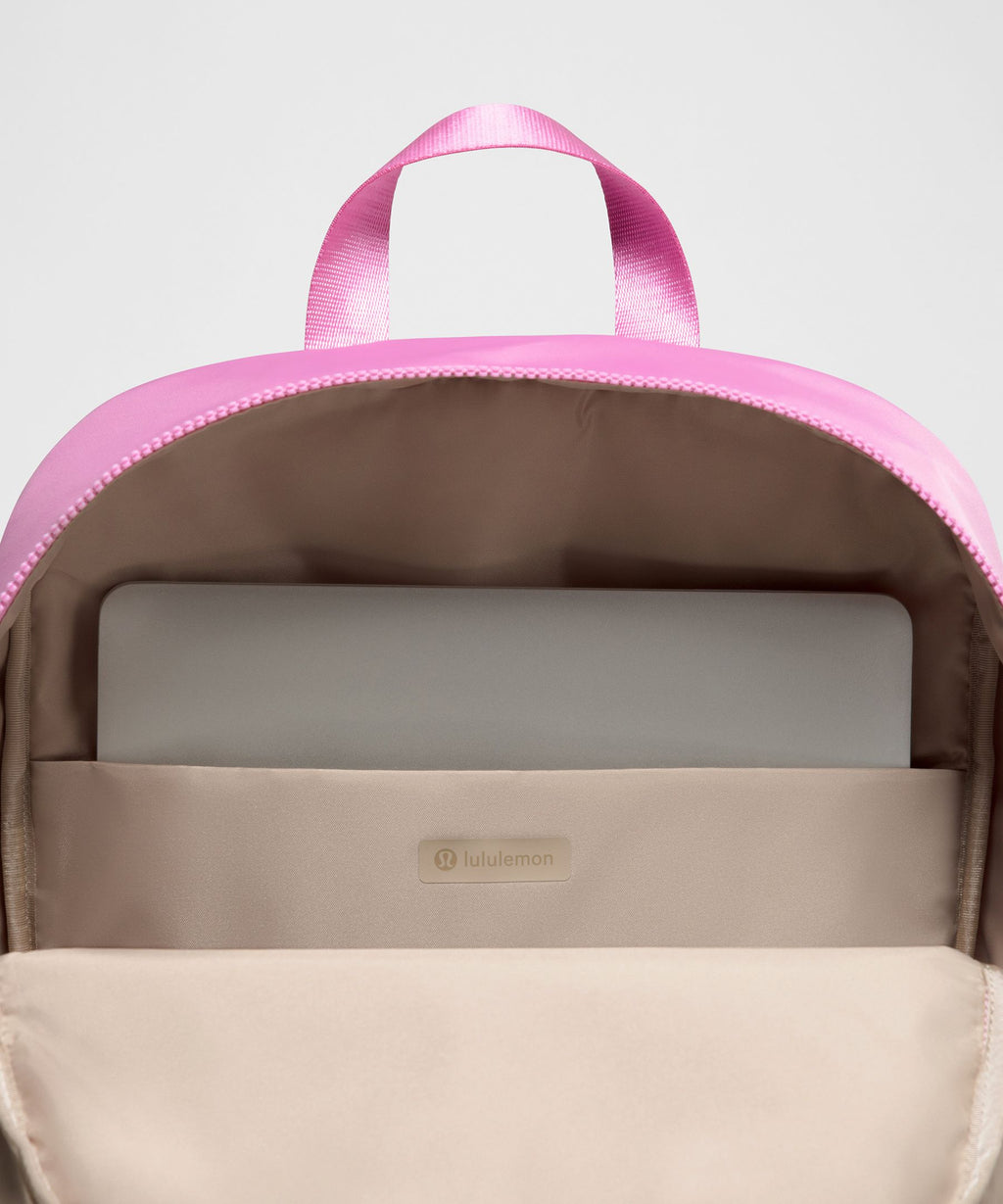 Everywhere Backpack 22L