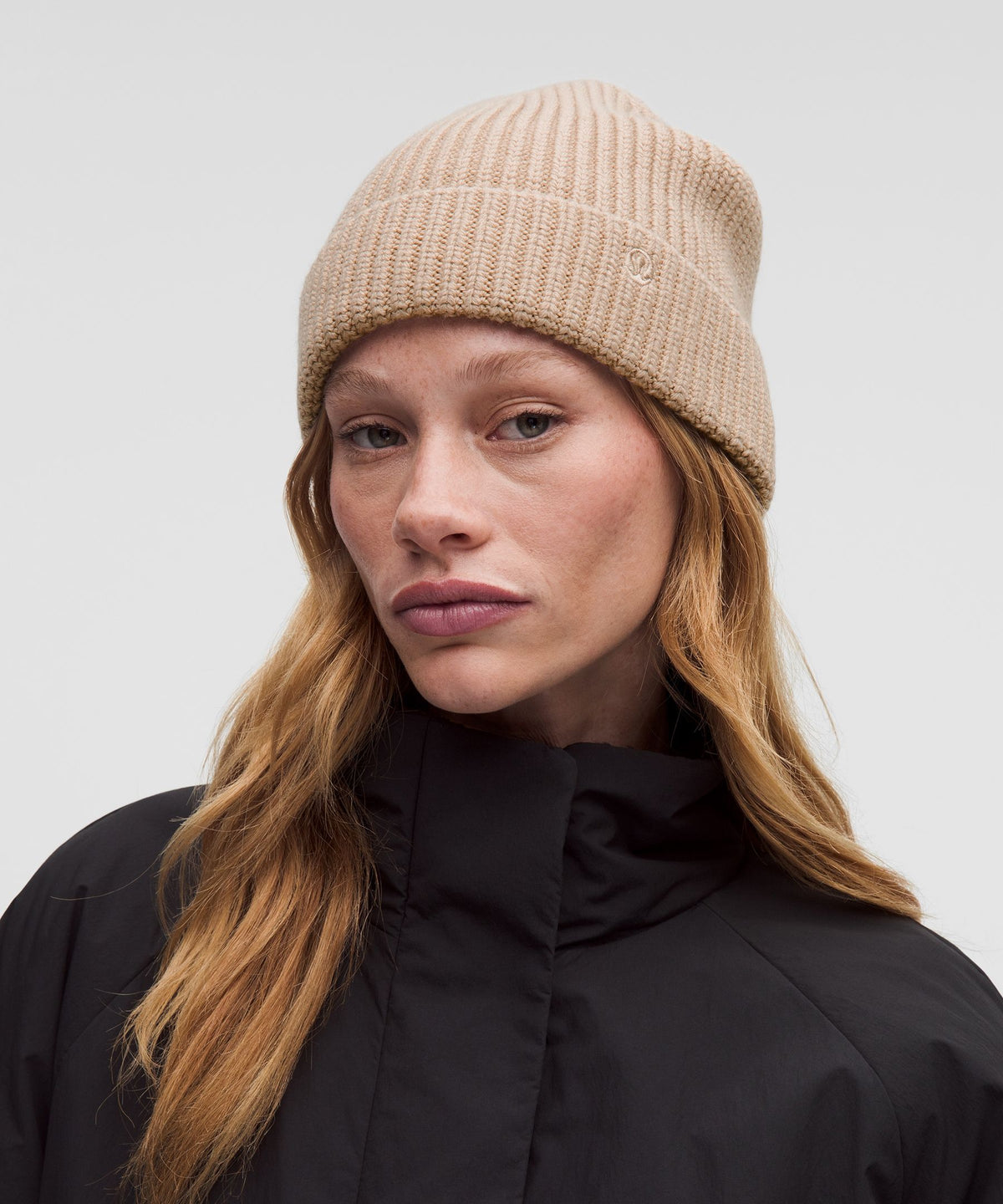 Close-Fit Wool-Blend Ribbed Knit BeanieEmbroidered Logo