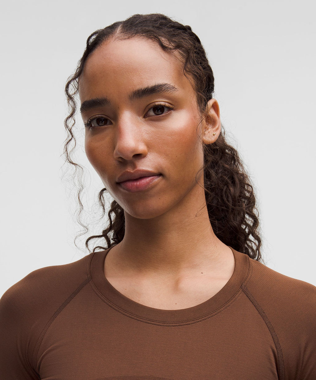 Swiftly Tech Long-Sleeve Shirt 2.0Hip Length