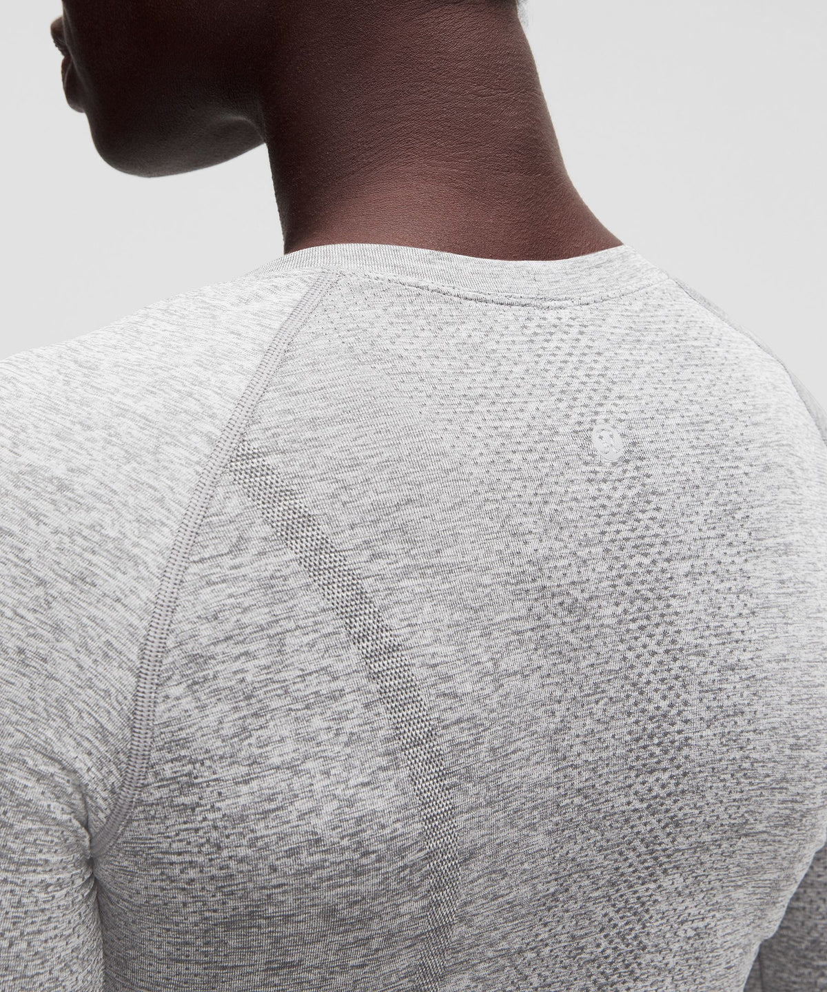 Swiftly Tech Long-Sleeve Shirt 2.0Hip Length