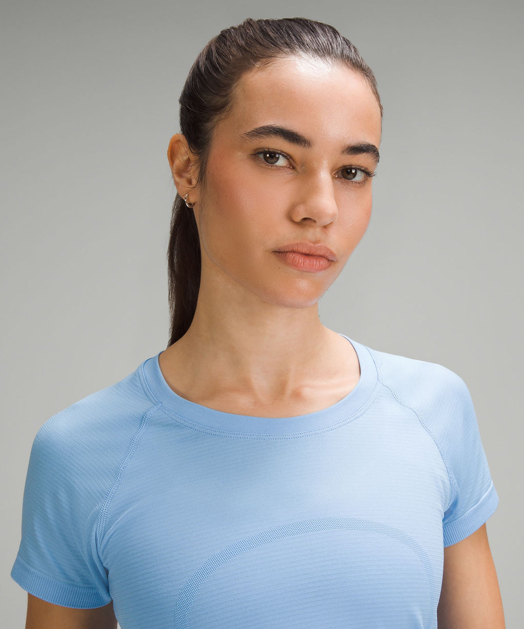 Swiftly Tech Short-Sleeve Shirt 2.0Hip Length