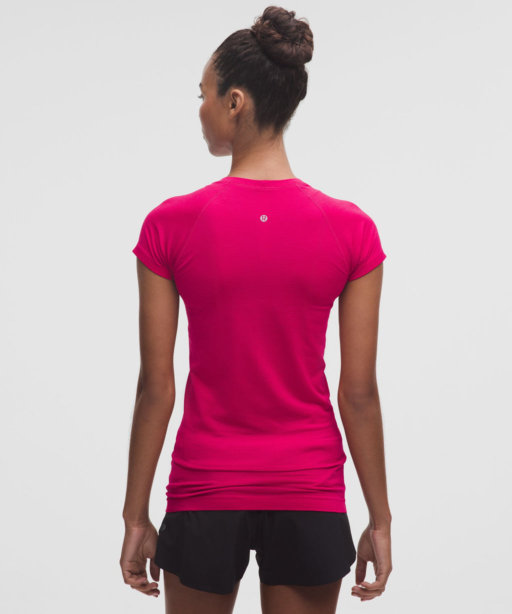 Swiftly Tech Short-Sleeve Shirt 2.0Hip Length