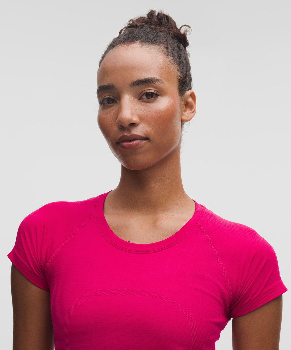 Swiftly Tech Short-Sleeve Shirt 2.0Hip Length