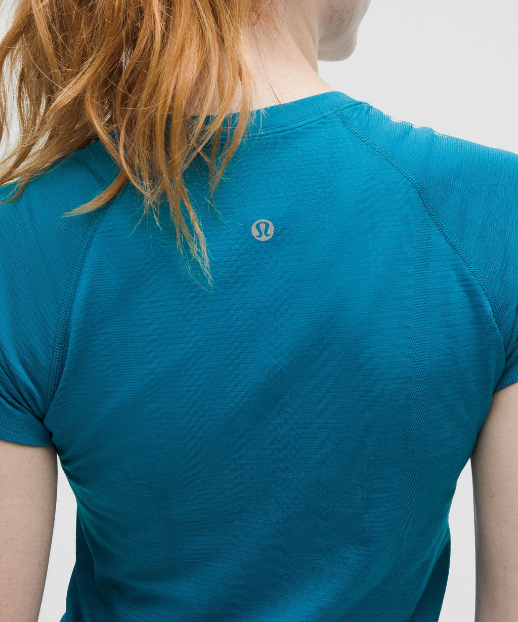 Swiftly Tech Short-Sleeve Shirt 2.0Hip Length