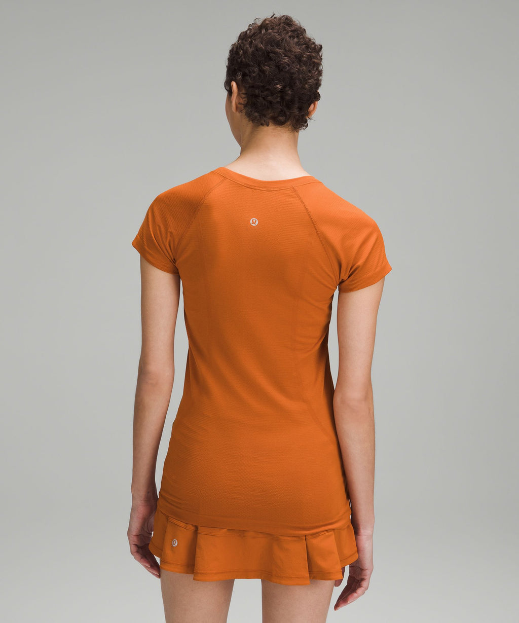 Swiftly Tech Short-Sleeve Shirt 2.0Hip Length