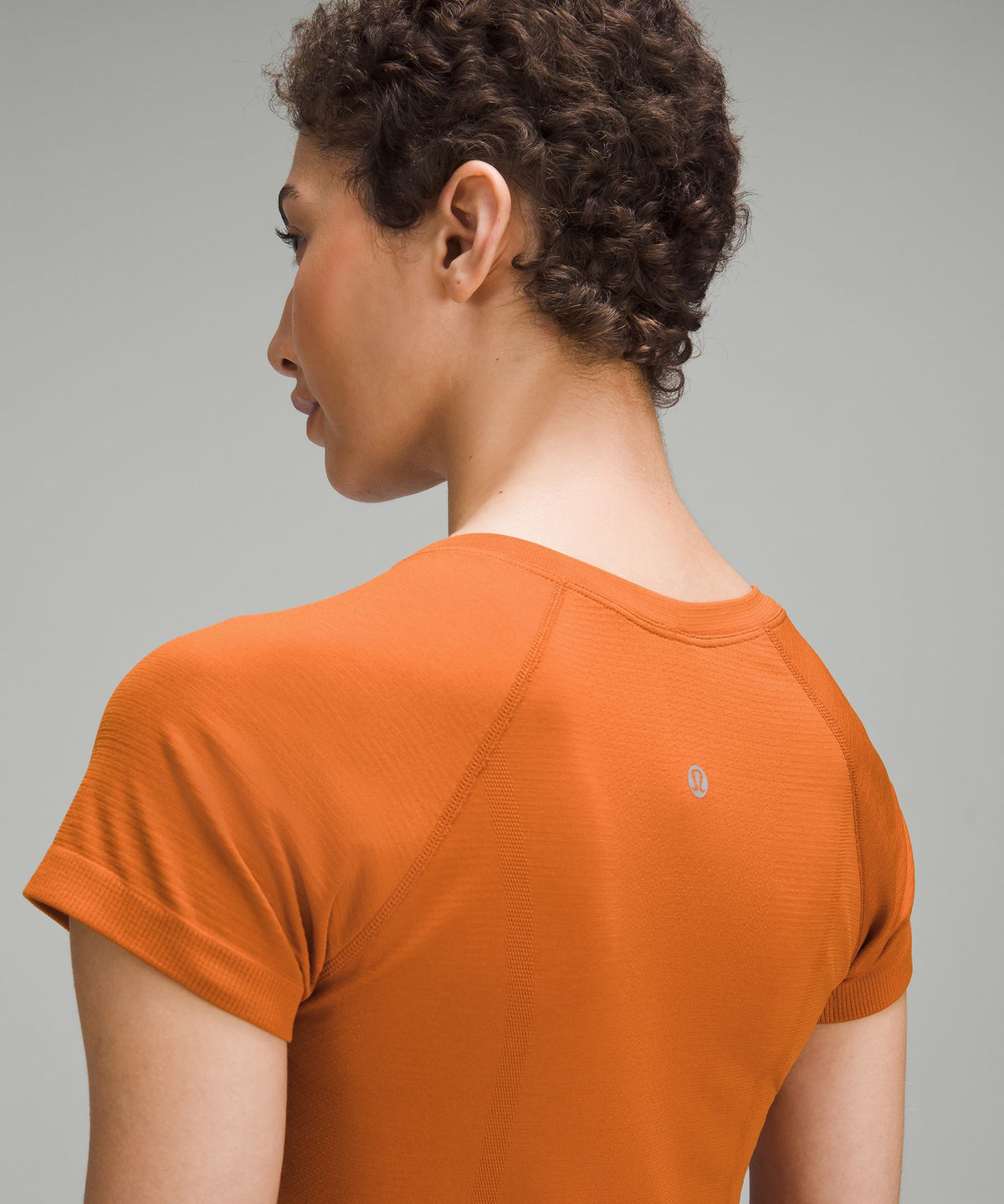 Swiftly Tech Short-Sleeve Shirt 2.0Hip Length