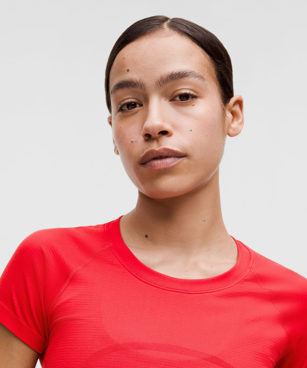 Swiftly Tech Short-Sleeve Shirt 2.0Hip Length