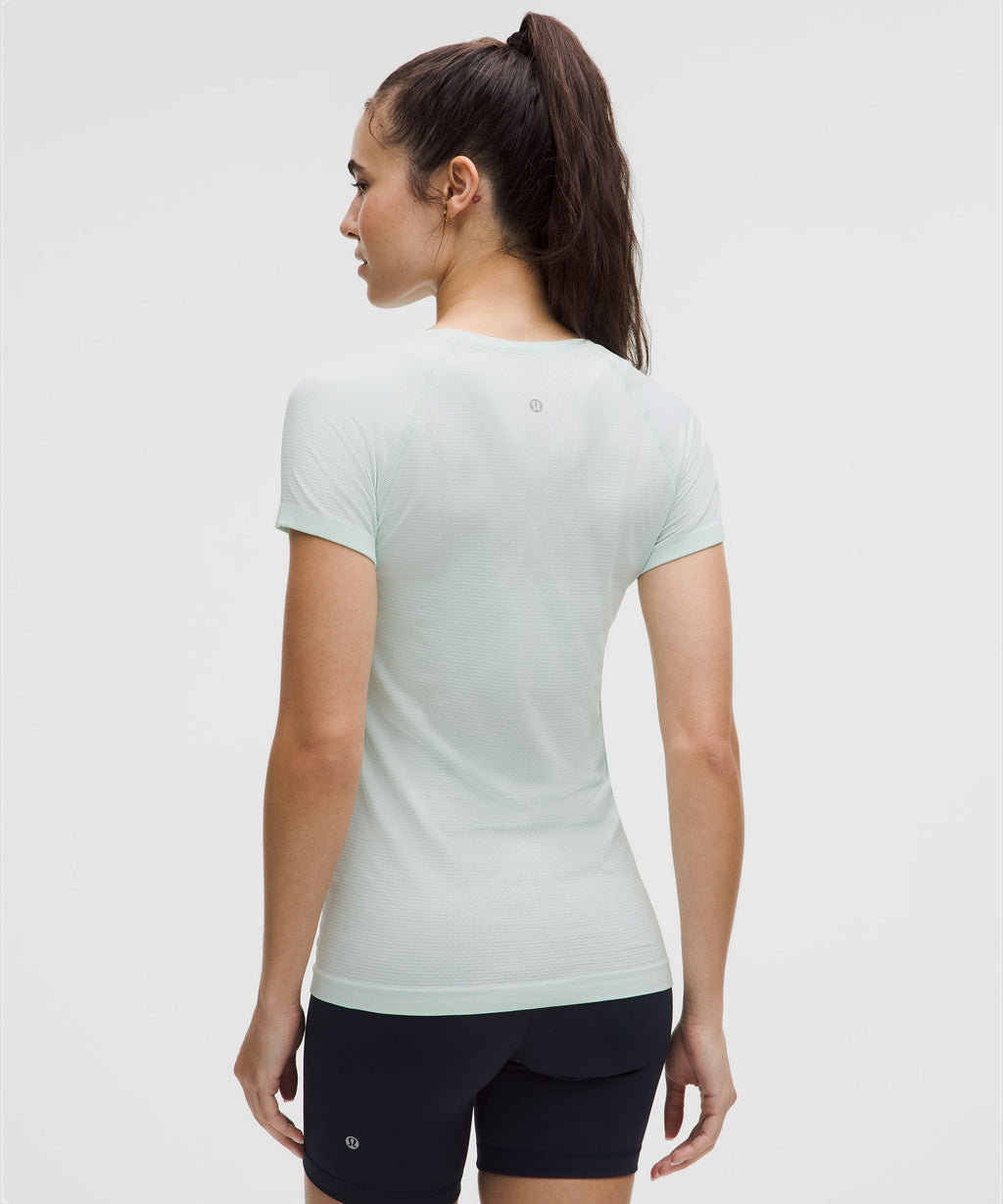 Swiftly Tech Short-Sleeve Shirt 2.0Hip Length