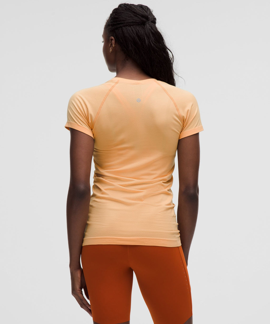 Swiftly Tech Short-Sleeve Shirt 2.0Hip Length
