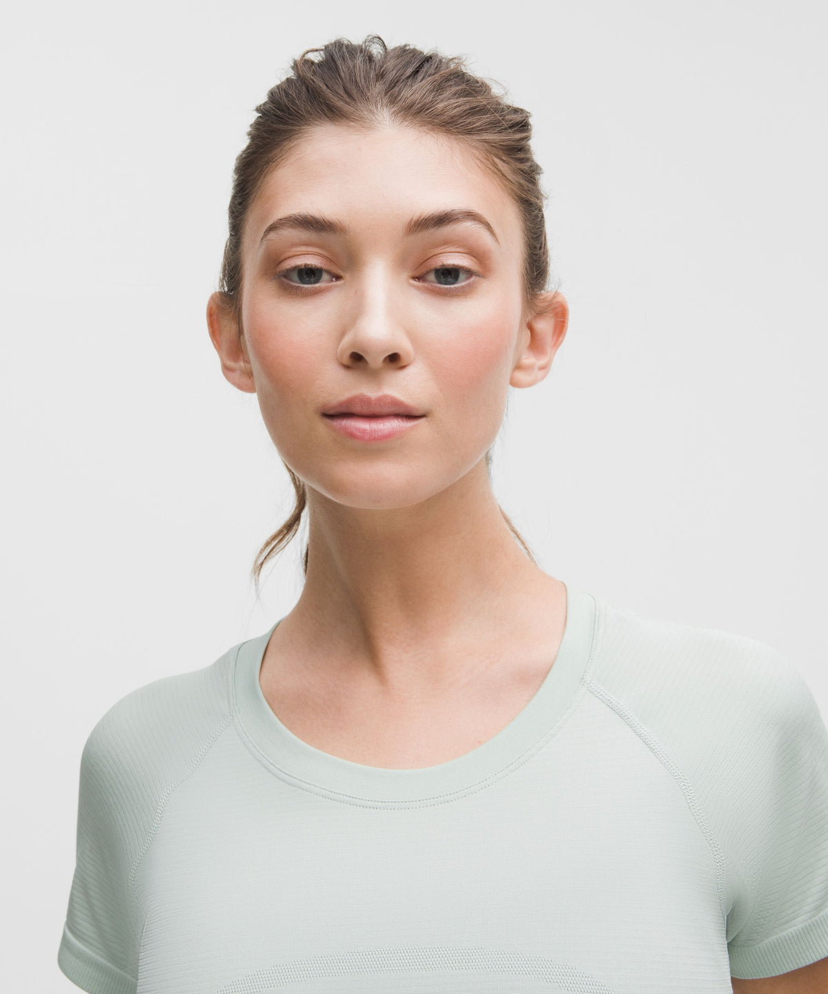 Swiftly Tech Short-Sleeve Shirt 2.0Hip Length