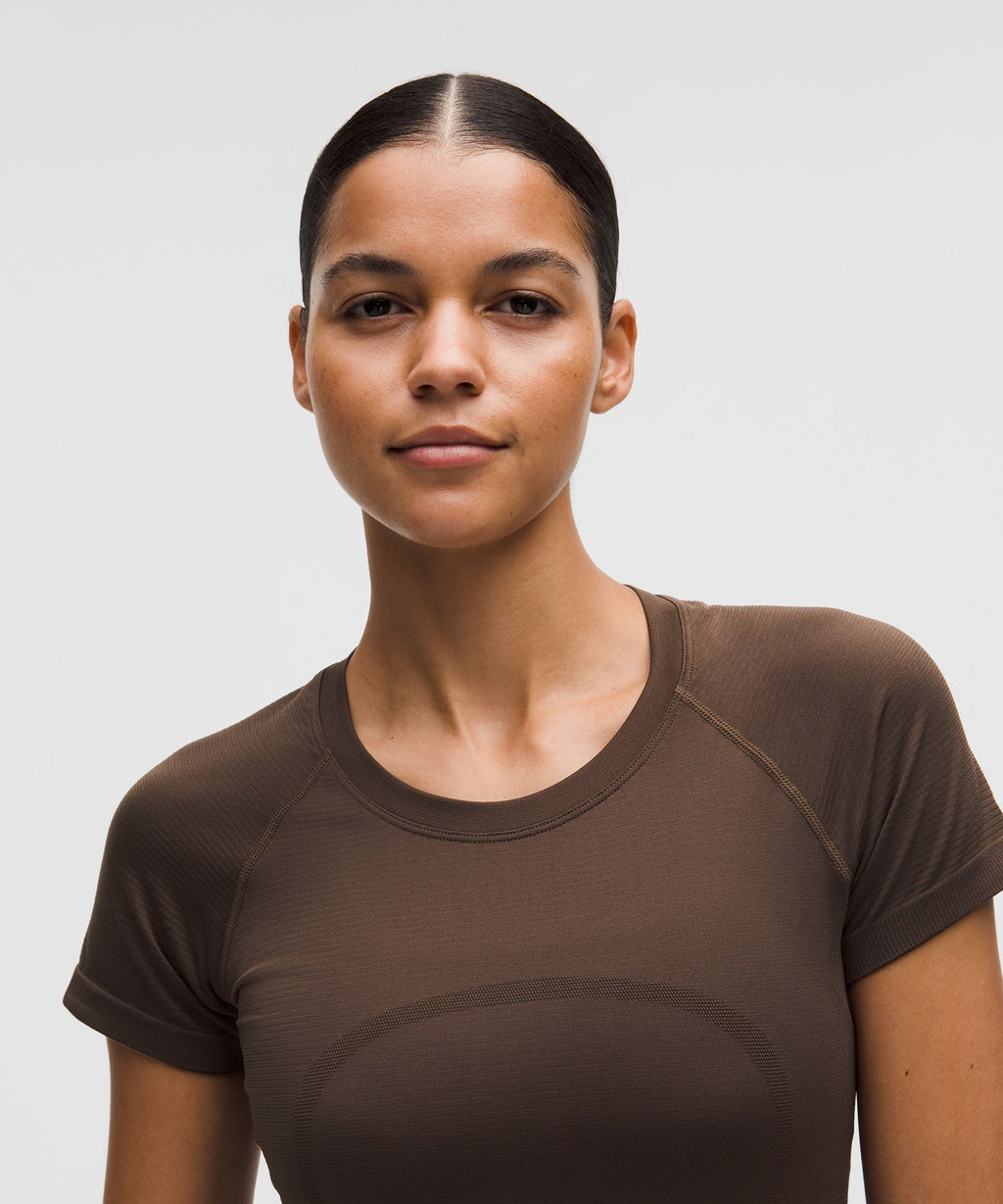 Swiftly Tech Short-Sleeve Shirt 2.0Hip Length