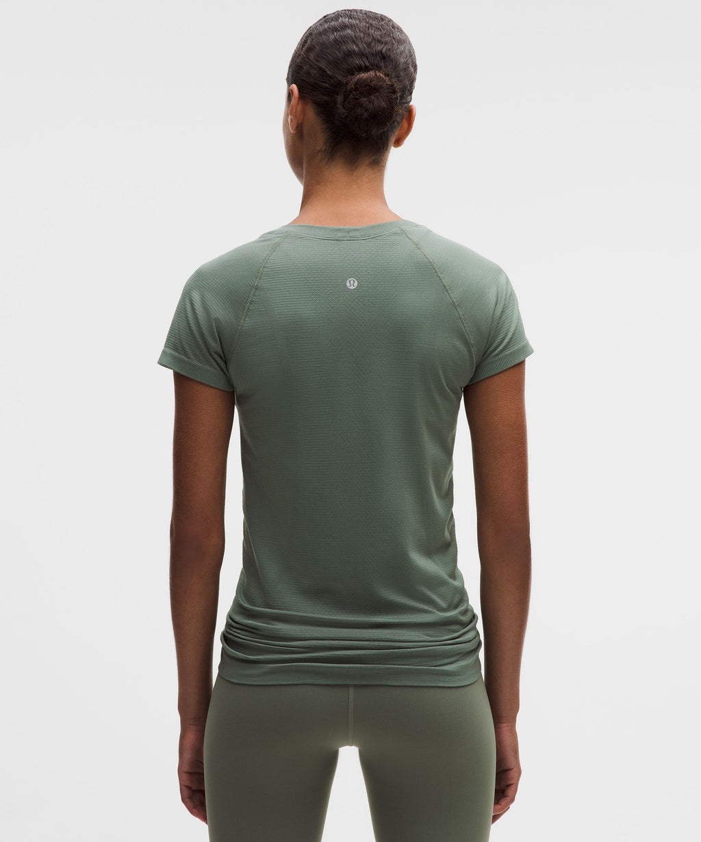 Swiftly Tech Short-Sleeve Shirt 2.0Hip Length