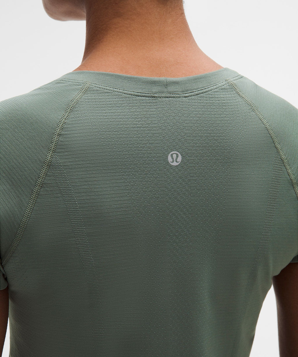 Swiftly Tech Short-Sleeve Shirt 2.0Hip Length