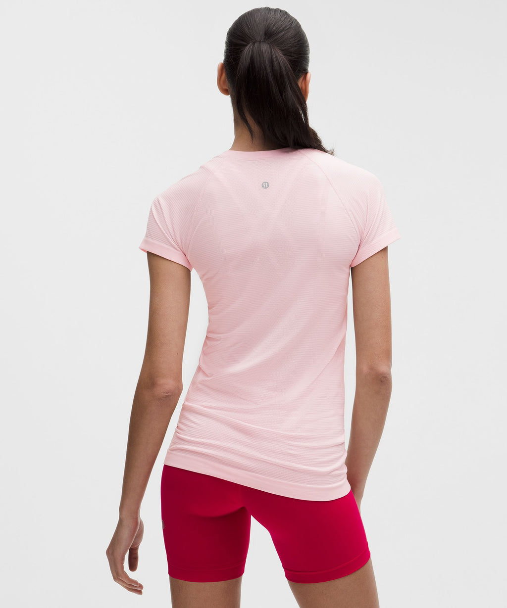 Swiftly Tech Short-Sleeve Shirt 2.0Hip Length