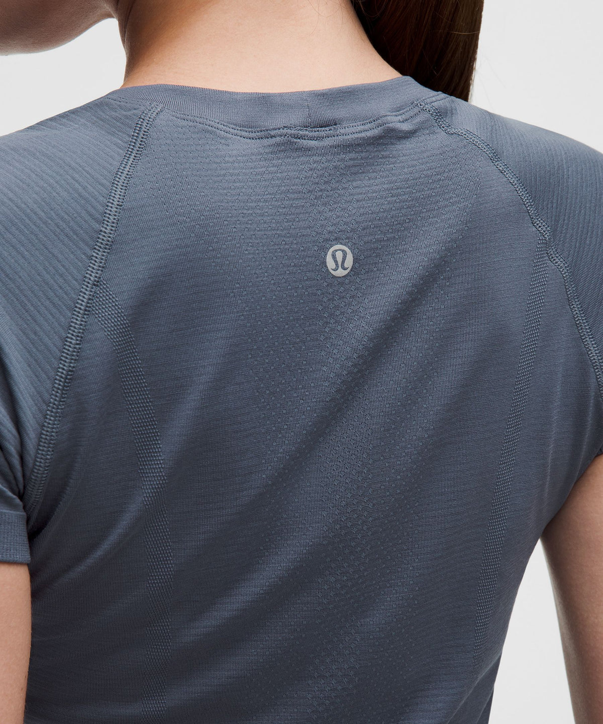 Swiftly Tech Short-Sleeve Shirt 2.0Hip Length