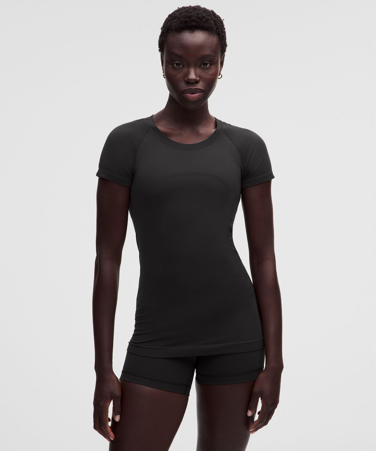 Swiftly Tech Short-Sleeve Shirt 2.0Hip Length