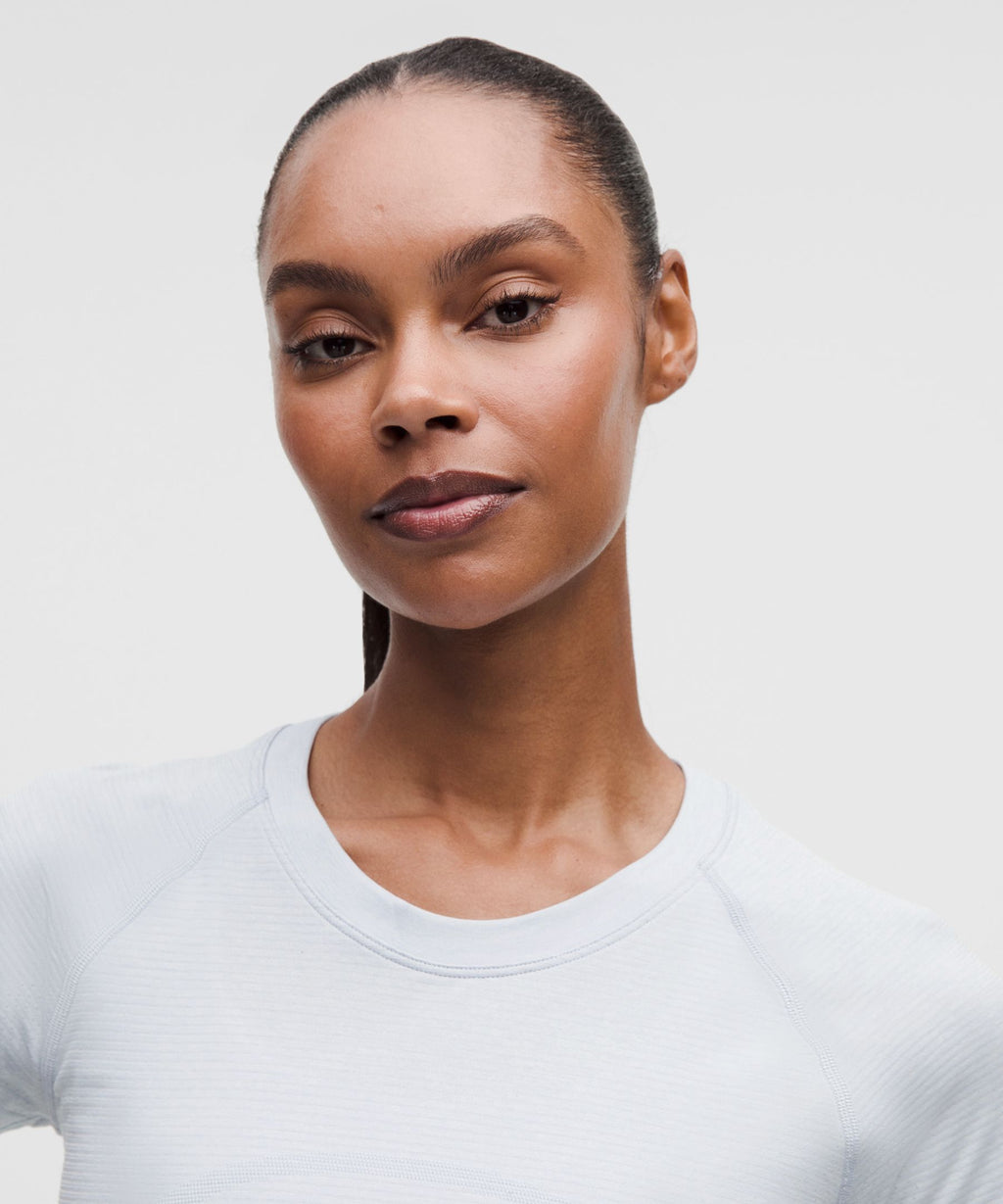 Swiftly Tech Short-Sleeve Shirt 2.0Hip Length