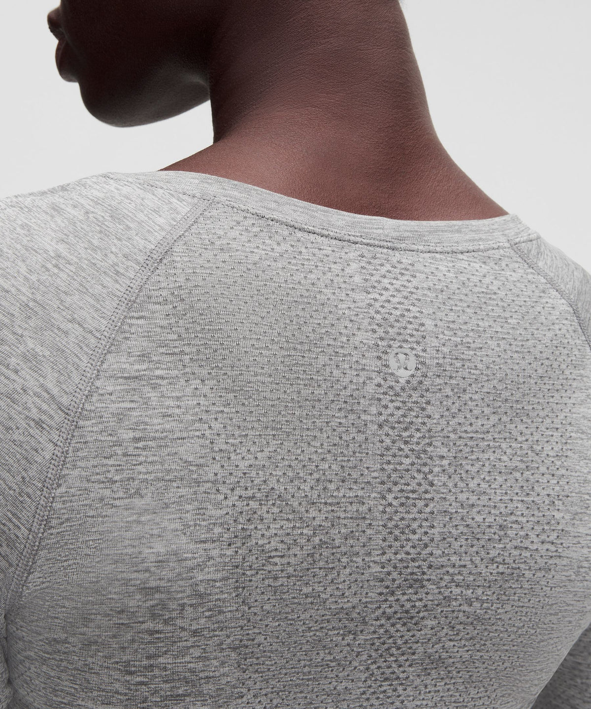 Swiftly Tech Long-Sleeve Shirt 2.0Waist Length