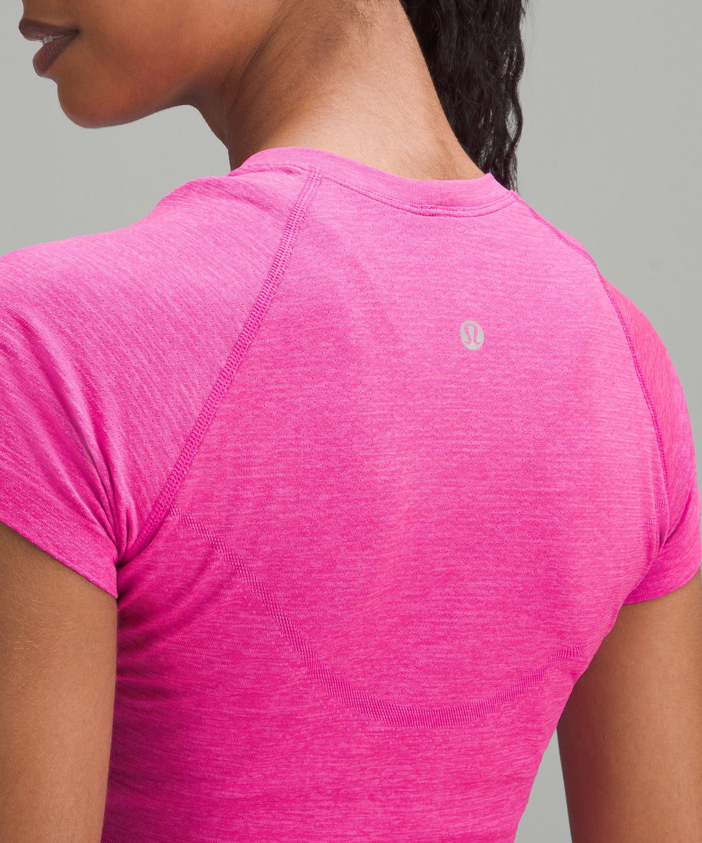 Swiftly Tech Cropped Short-Sleeve Shirt 2.0