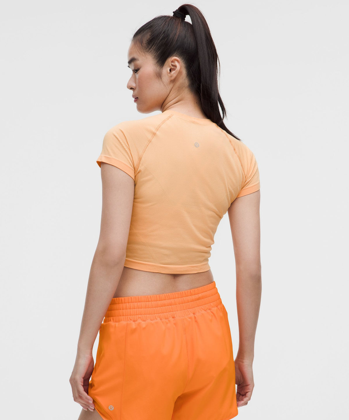 Swiftly Tech Cropped Short-Sleeve Shirt 2.0