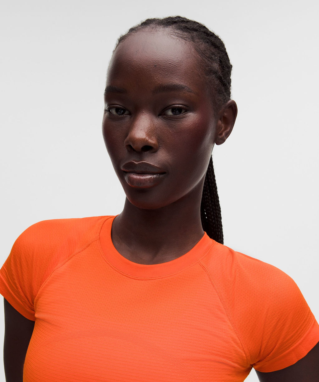 Swiftly Tech Cropped Short-Sleeve Shirt 2.0