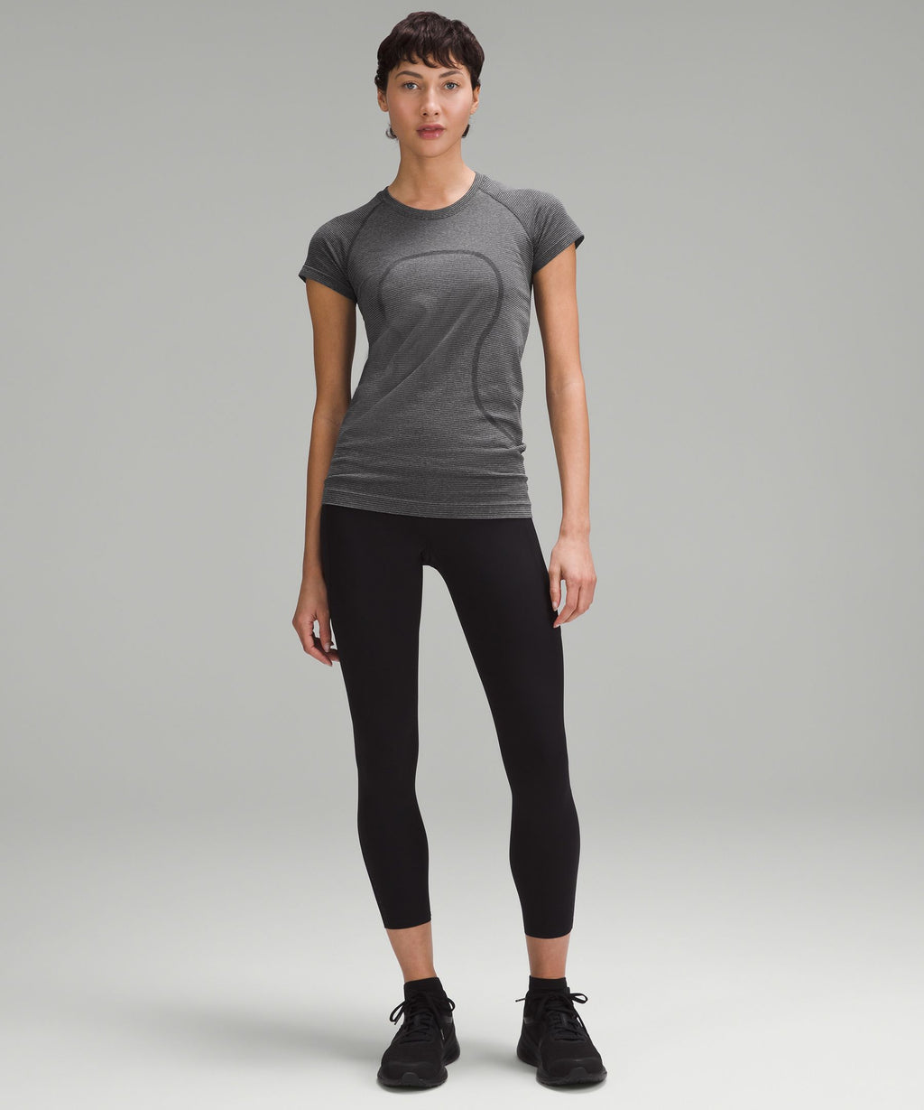 Swiftly Tech Short-Sleeve Shirt 2.0Hip Length
