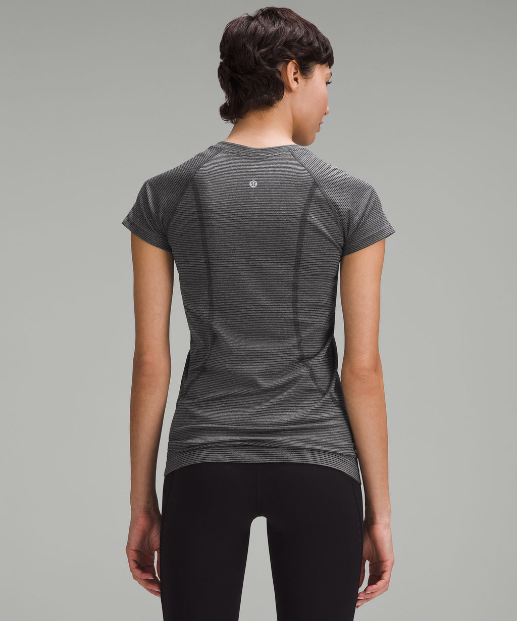 Swiftly Tech Short-Sleeve Shirt 2.0Hip Length