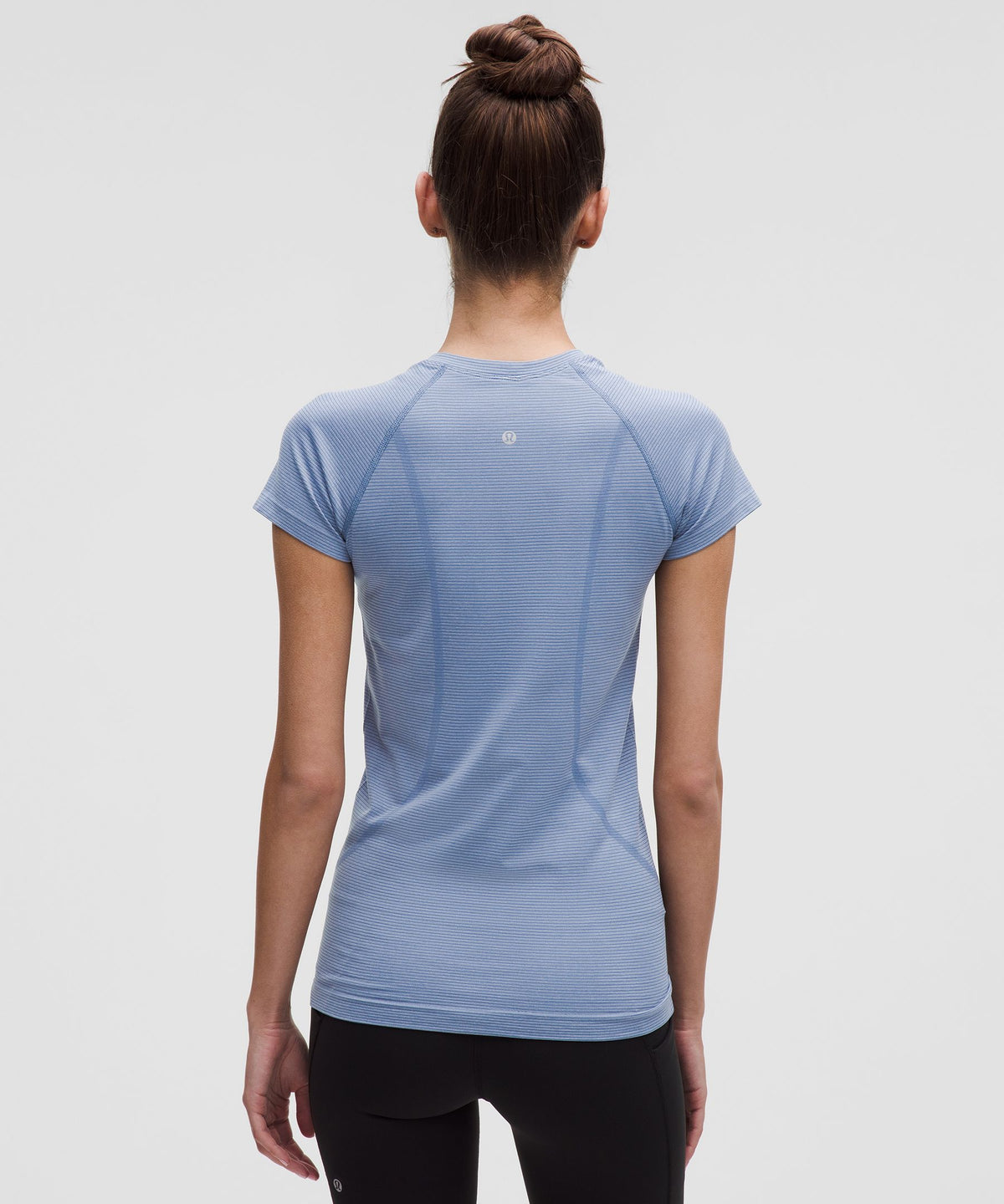 Swiftly Tech Short-Sleeve Shirt 2.0Hip Length