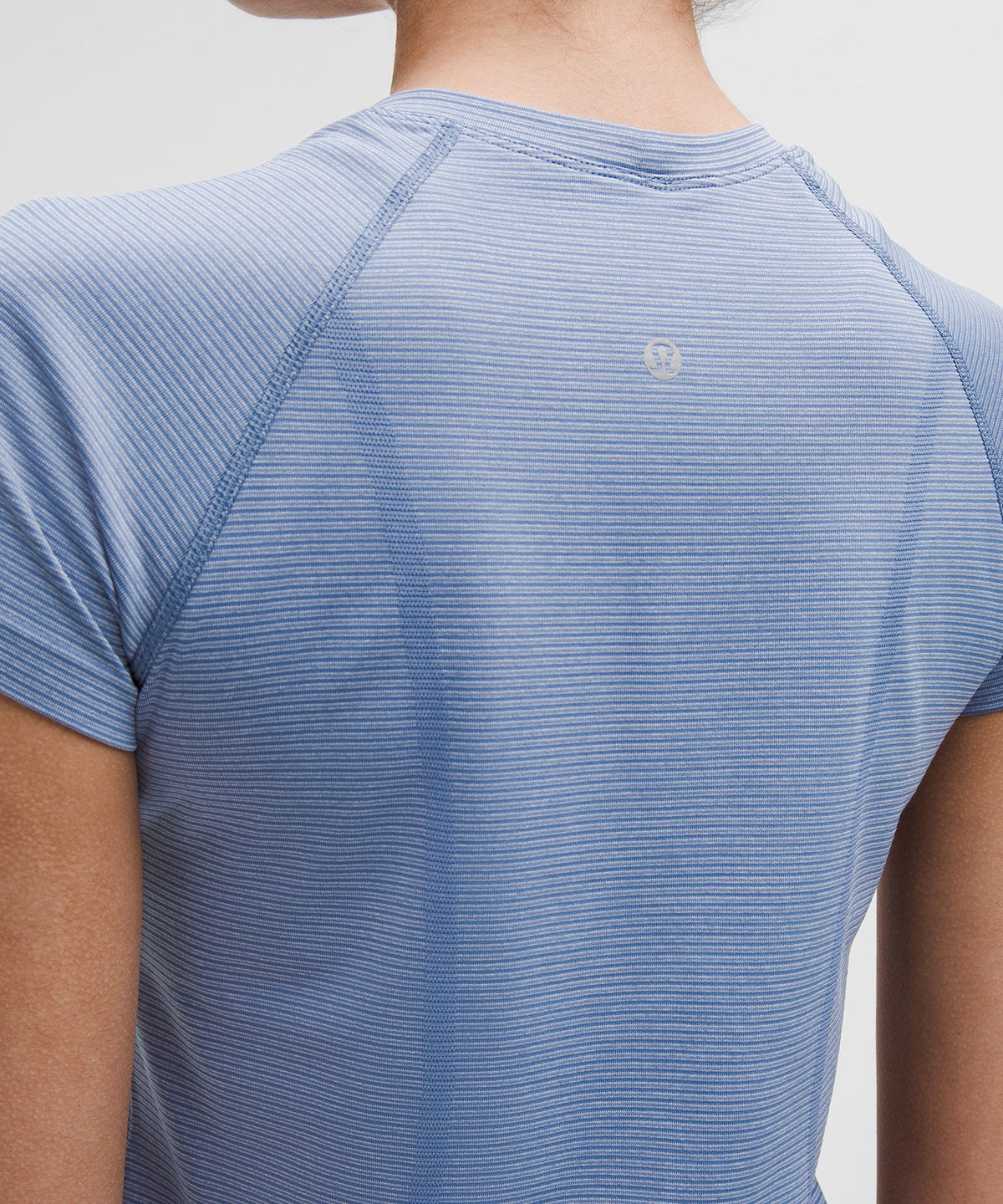 Swiftly Tech Short-Sleeve Shirt 2.0Hip Length