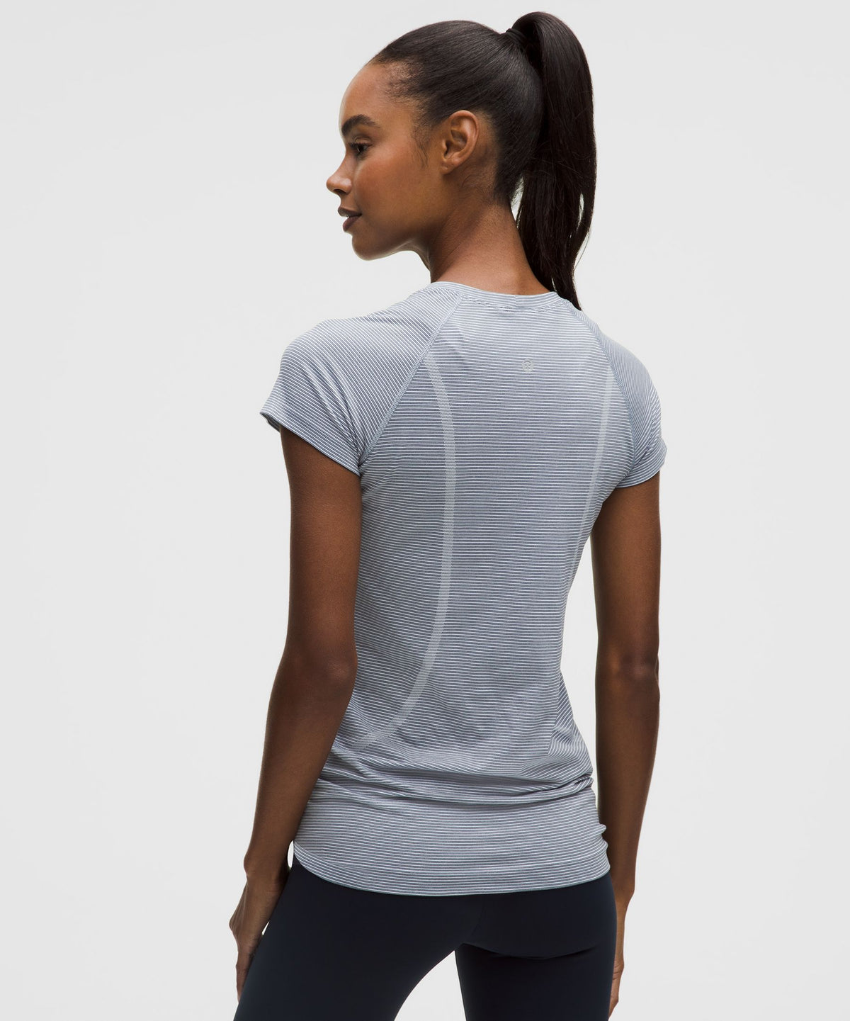 Swiftly Tech Short-Sleeve Shirt 2.0Hip Length