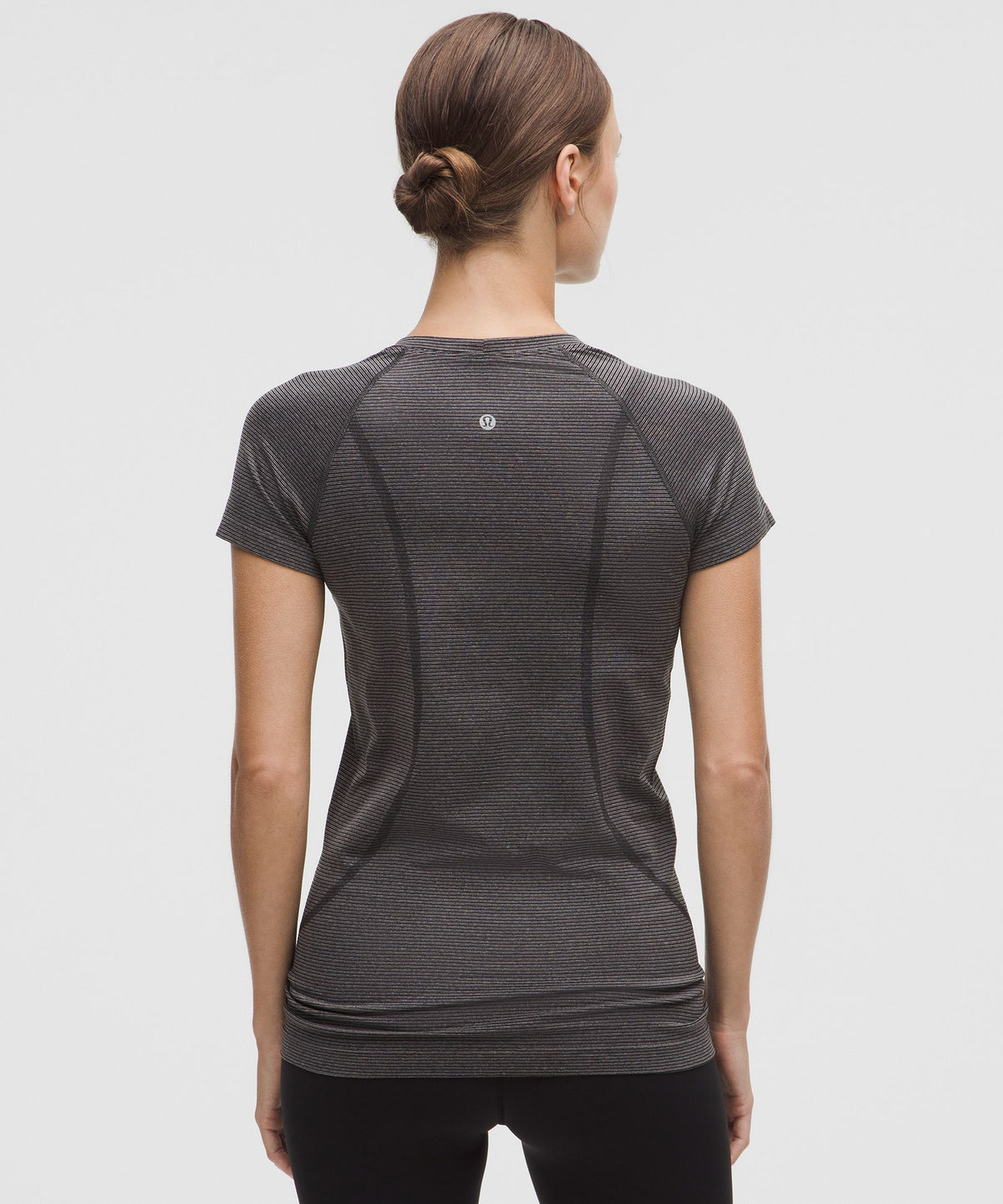 Swiftly Tech Short-Sleeve Shirt 2.0Hip Length