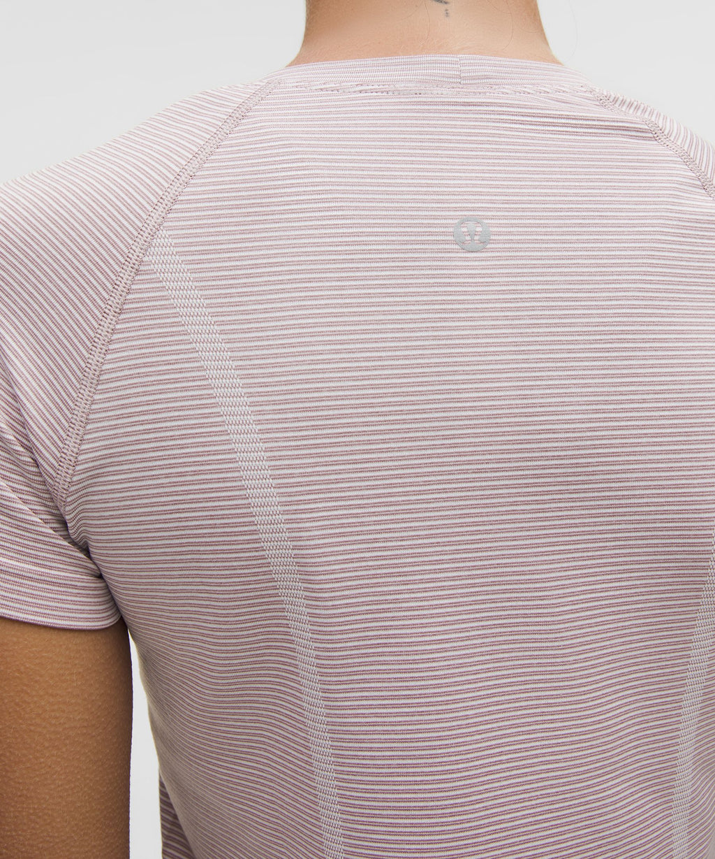 Swiftly Tech Short-Sleeve Shirt 2.0Hip Length