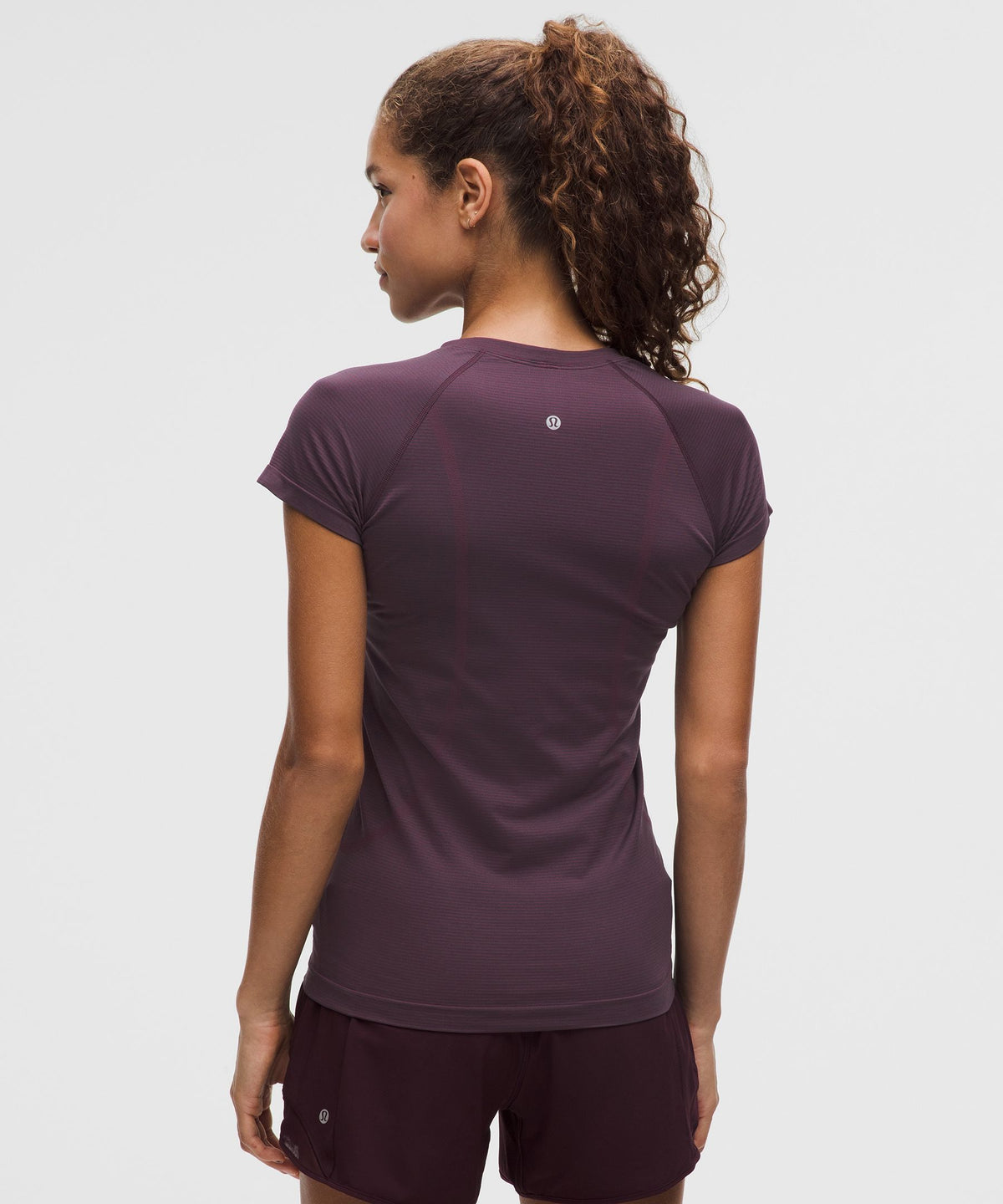 Swiftly Tech Short-Sleeve Shirt 2.0Hip Length