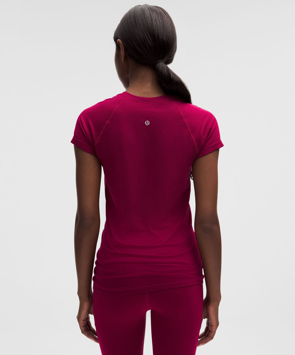 Swiftly Tech Short-Sleeve Shirt 2.0Hip Length