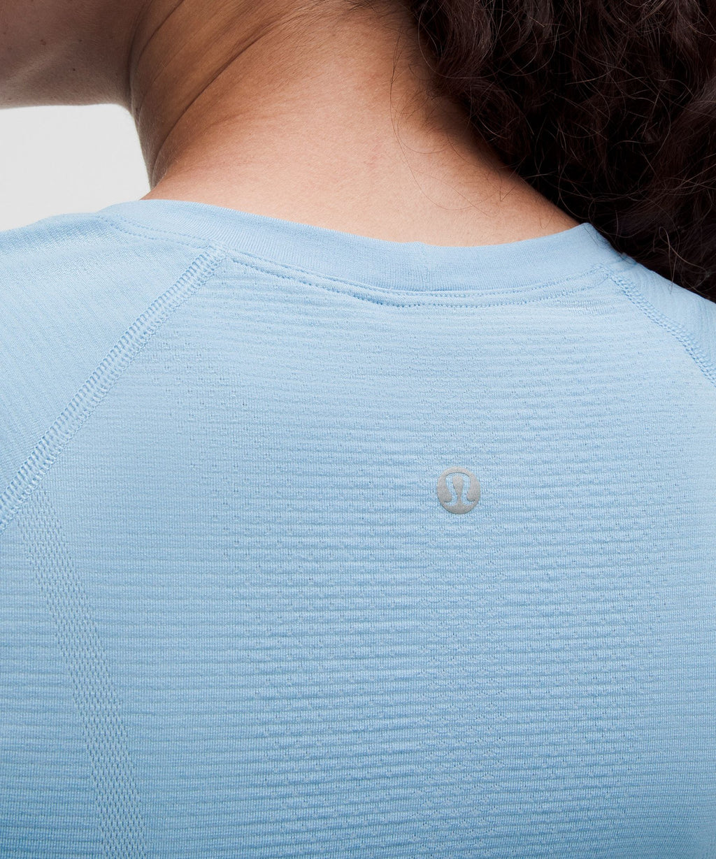 Swiftly Tech Short-Sleeve Shirt 2.0Hip Length